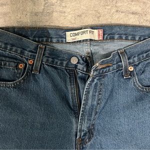 Levi’s jeans, comfort fit, lightly worn